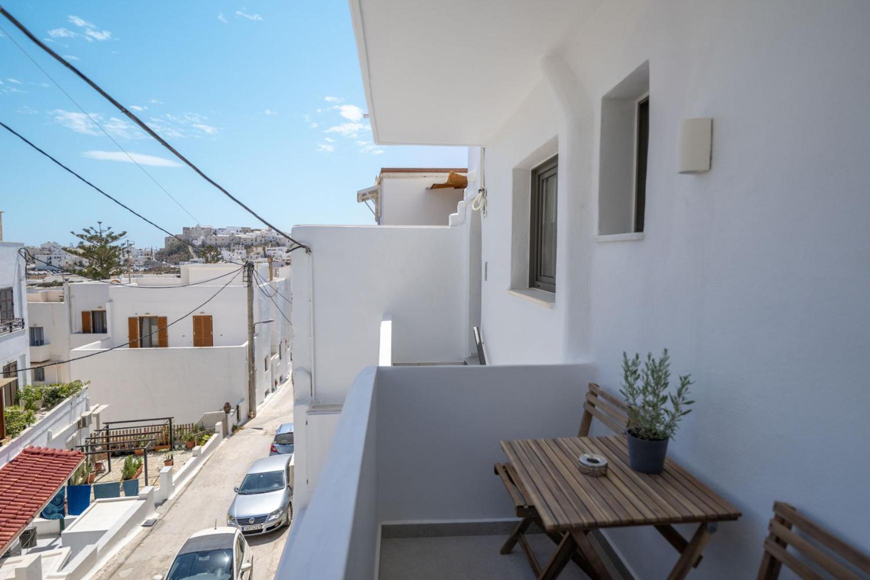 Aplomata Naxos Apartment