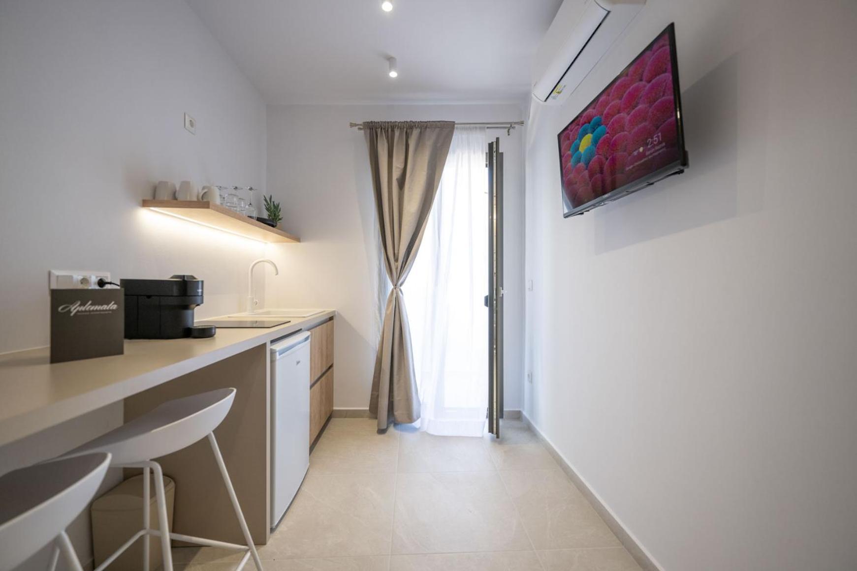 Aplomata Naxos Apartment