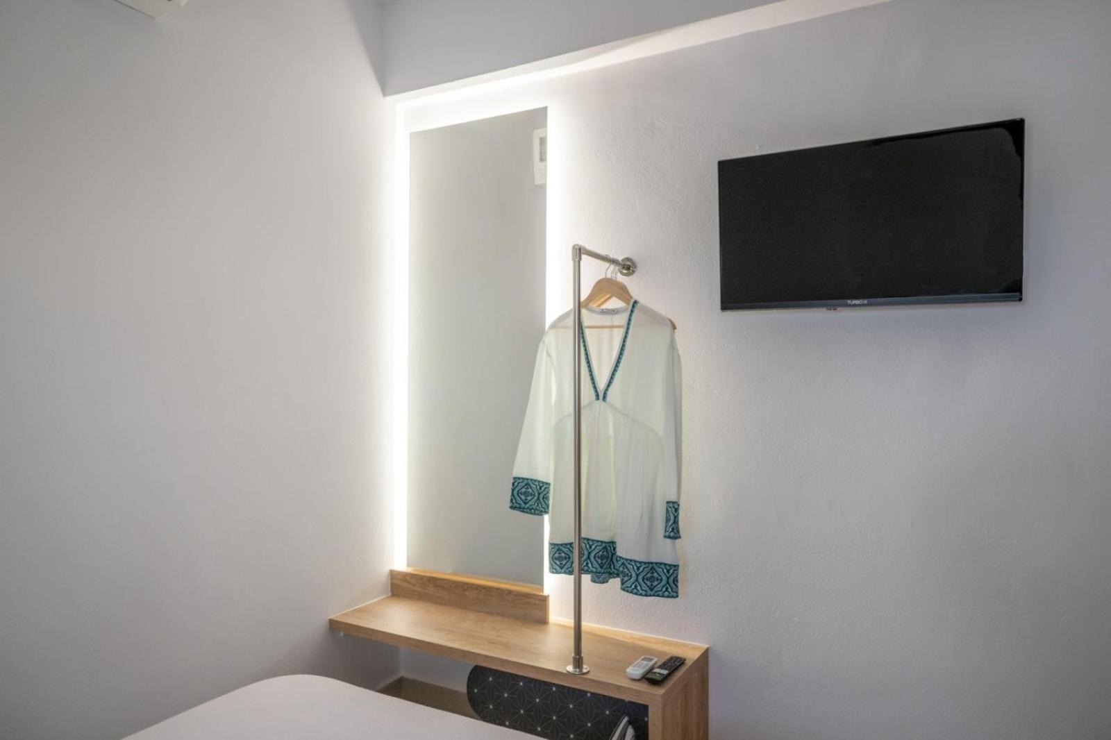 Aplomata Naxos Apartment